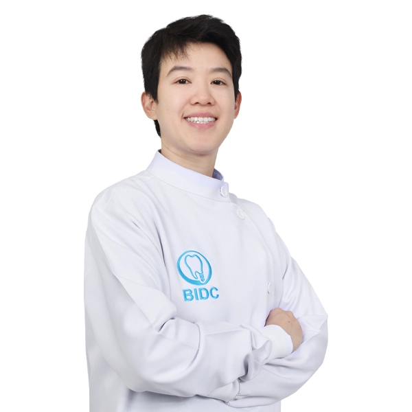Dr. Mayvadee Periodontists Dentists Thailand